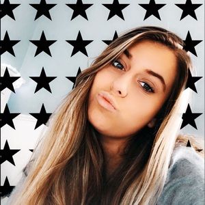 Meet your Posher, Avery